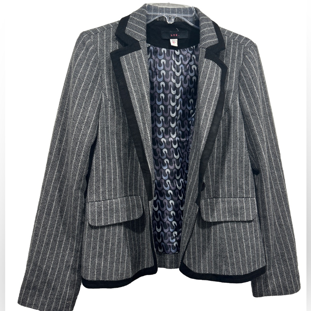 Lux Anthropologie Gray Striped/Black Blazer Size Medium Euc